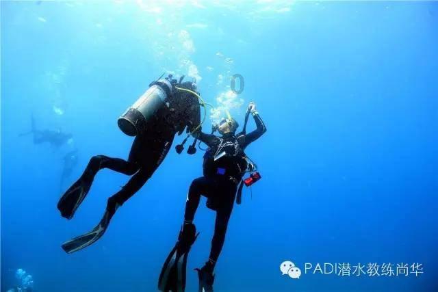 奥特曼救女友3