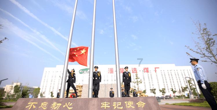 逃离诡异的森林